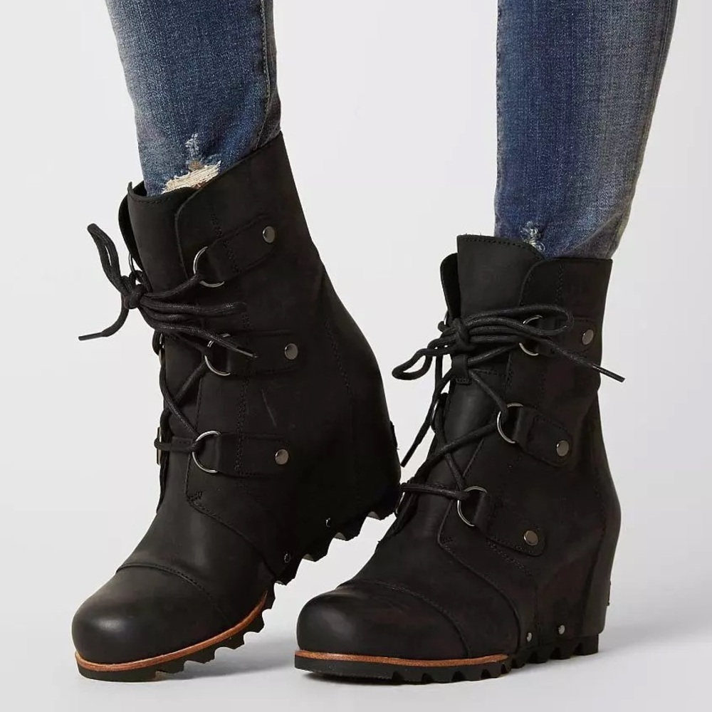 Sorel Joan of Arctic wedge boot